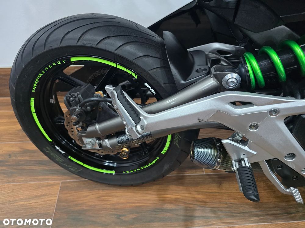 Kawasaki ER - 25
