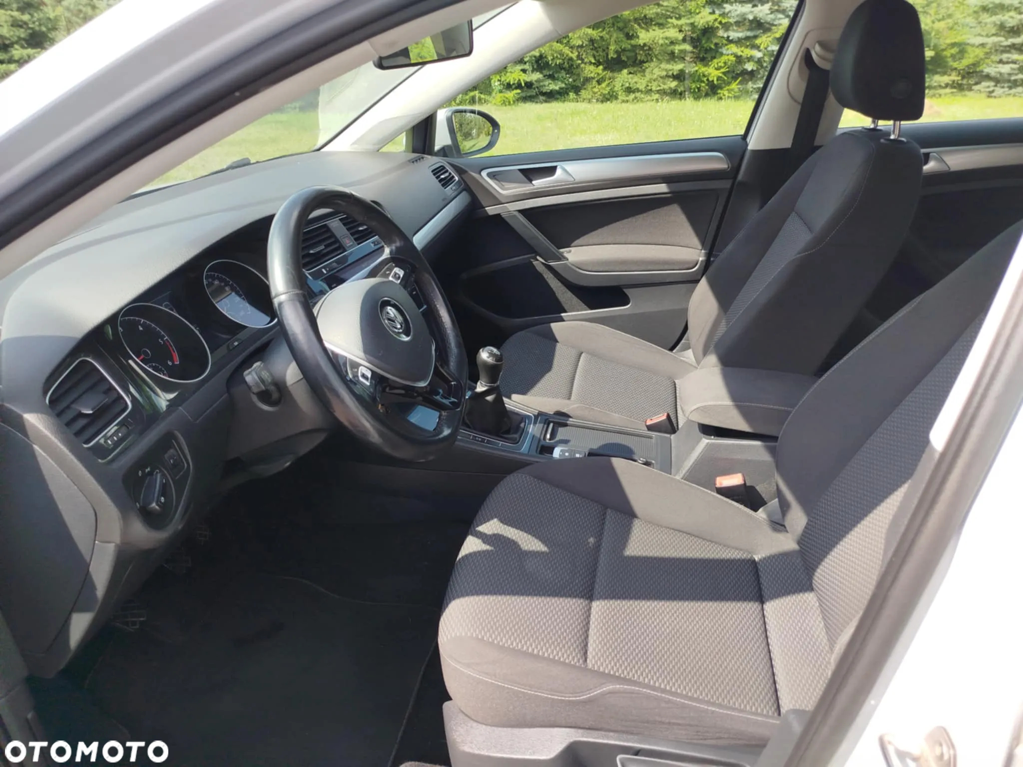 Volkswagen Golf VII 1.6 TDI BMT Trendline - 4