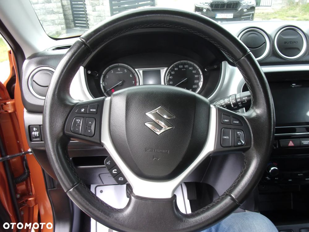 Suzuki Vitara 1.6 Premium 2WD - 17