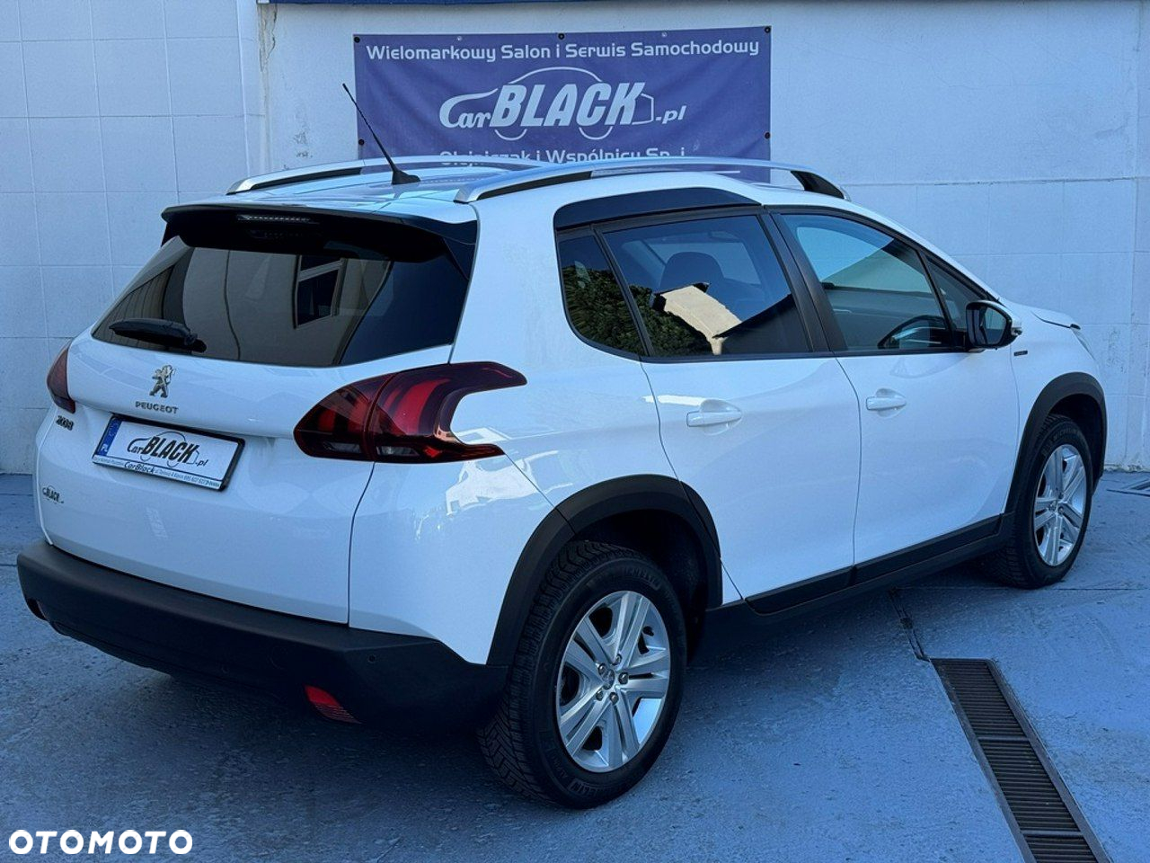 Peugeot 2008 - 4