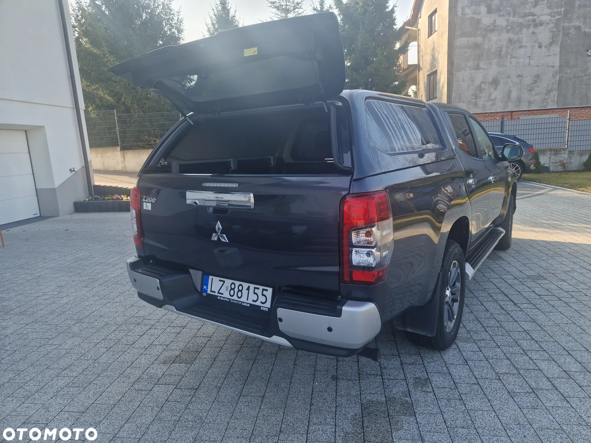 Mitsubishi L200 2.2 d DC Instyle Plus