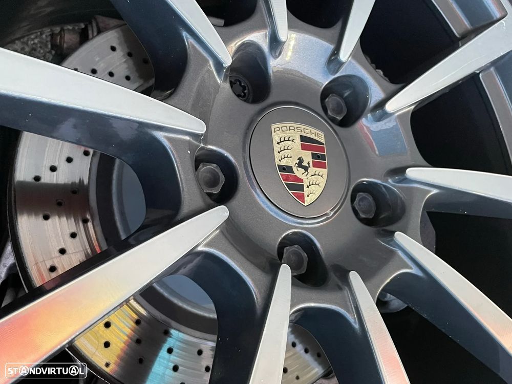 Porsche 911 (991) Carrera PDK - 21