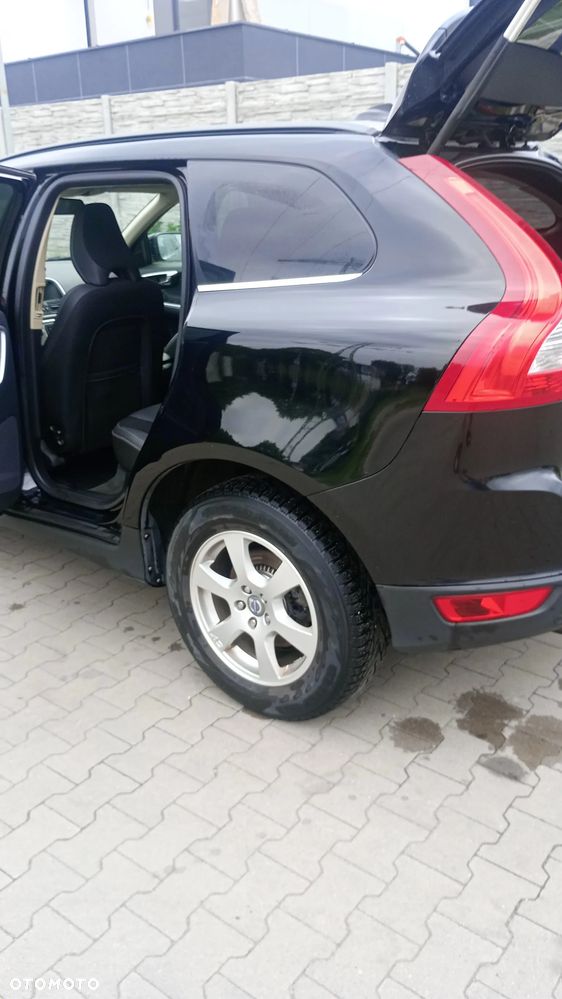 Volvo XC 60 - 8