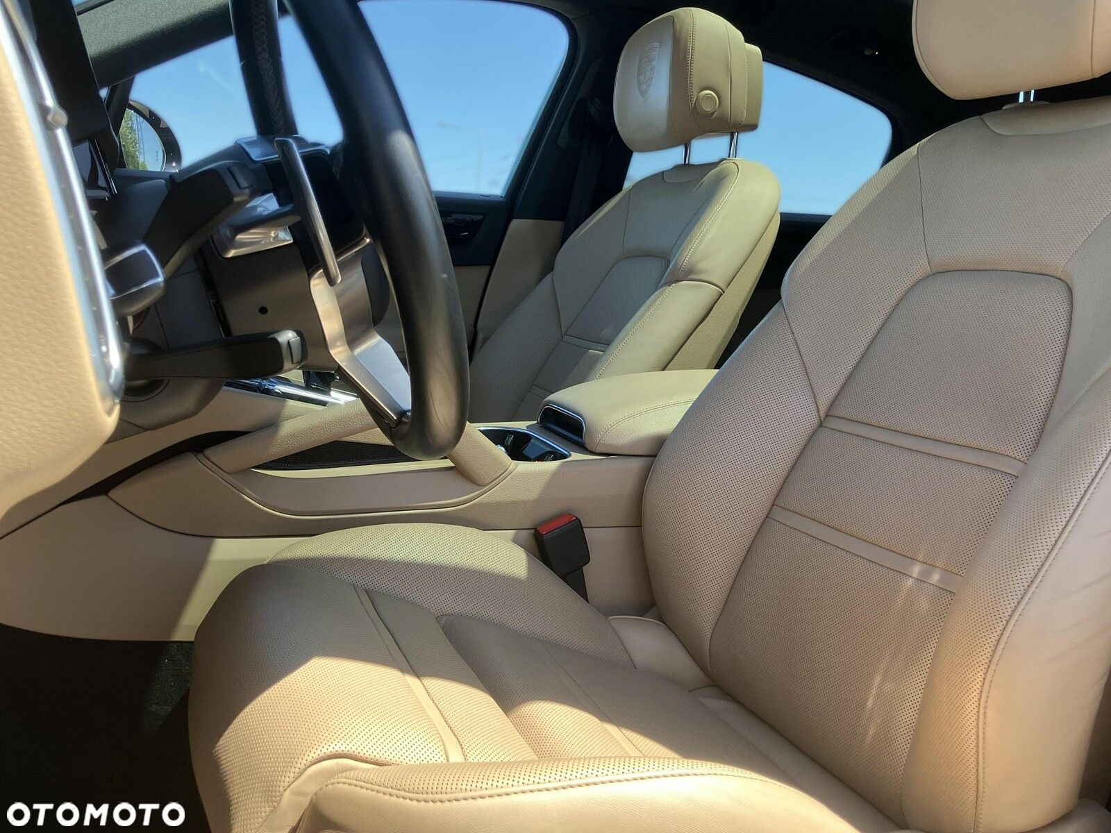 Porsche Cayenne - 15