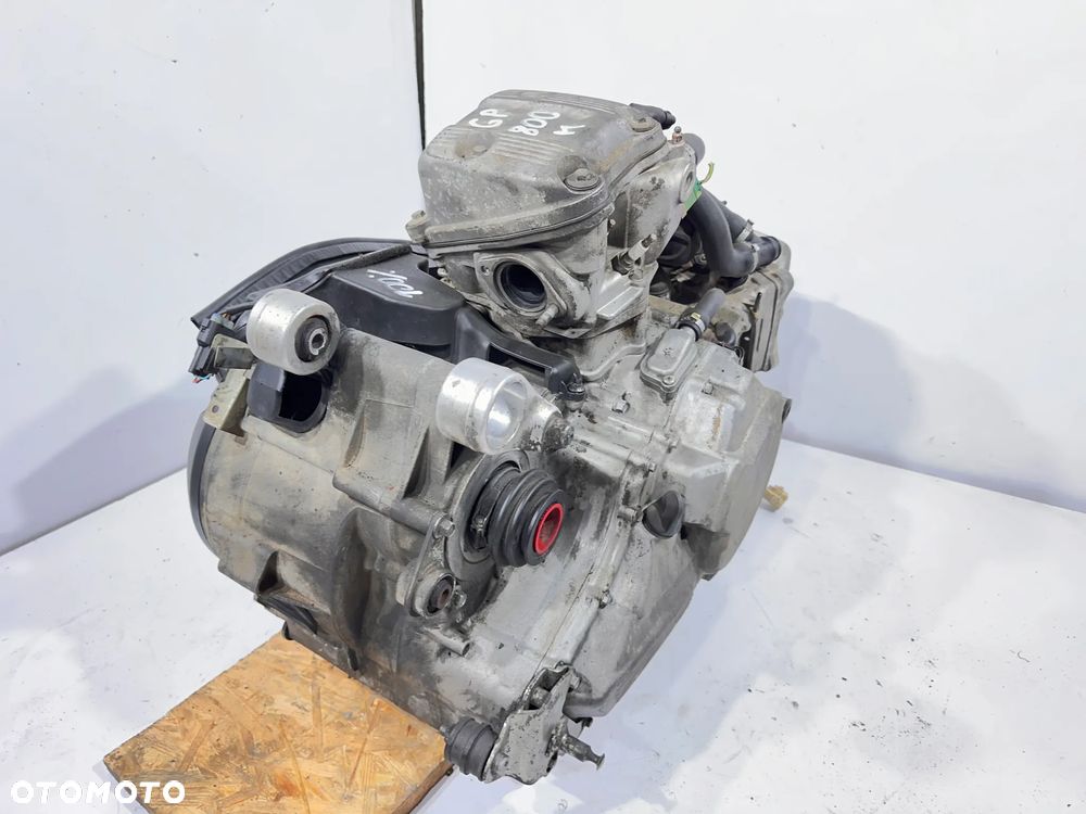 Silnik Gilera GP800 GP 800 - 4