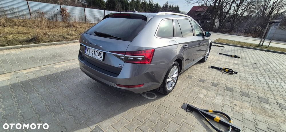 Skoda Superb 1.5 TSI Ambition DSG - 4