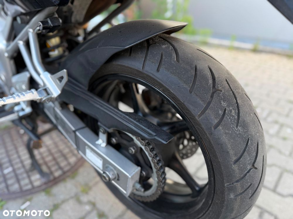 Yamaha FZ6 - 5