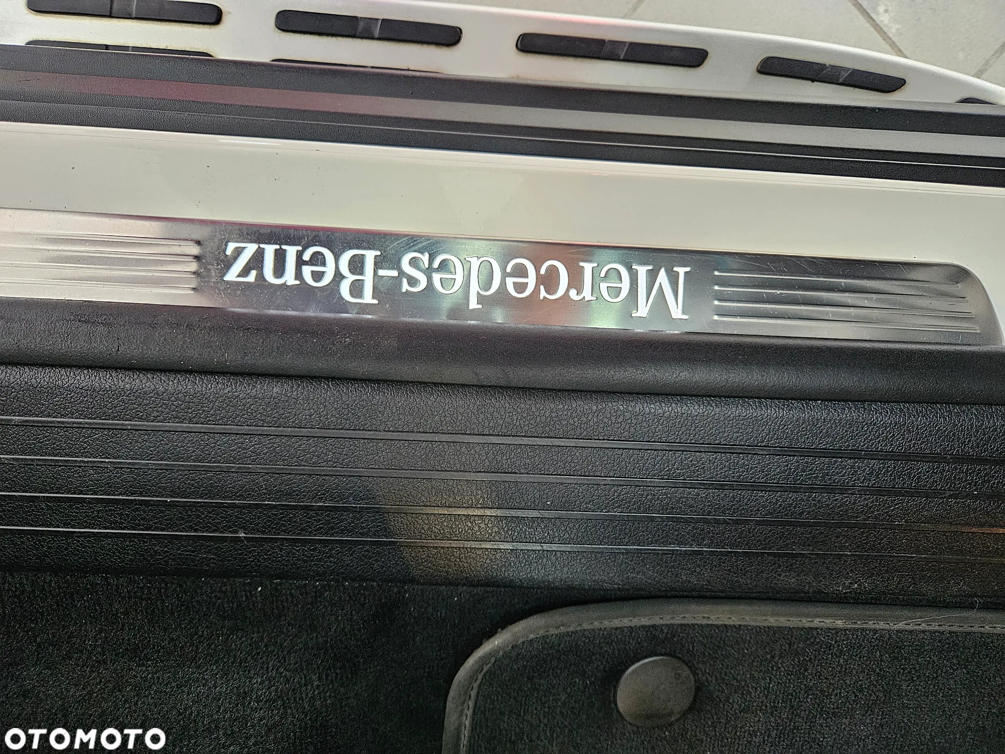 Mercedes-Benz GLE 300 d 4-Matic - 9
