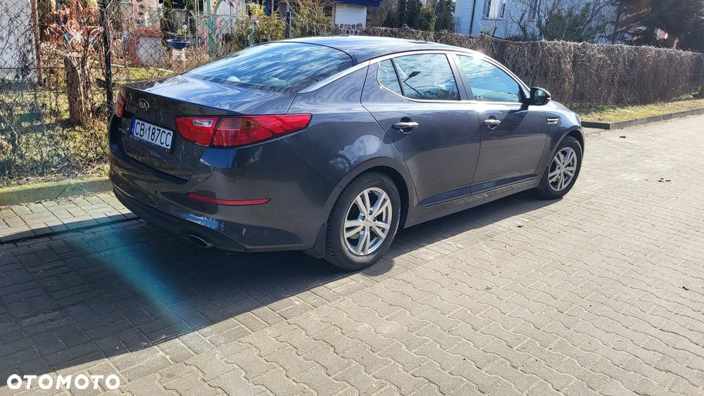 Kia Optima - 4