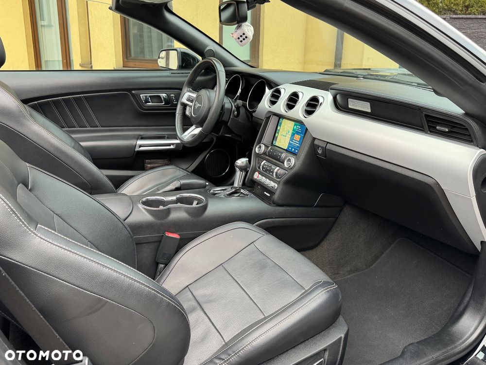 Ford Mustang Cabrio 2.3 Eco Boost - 11