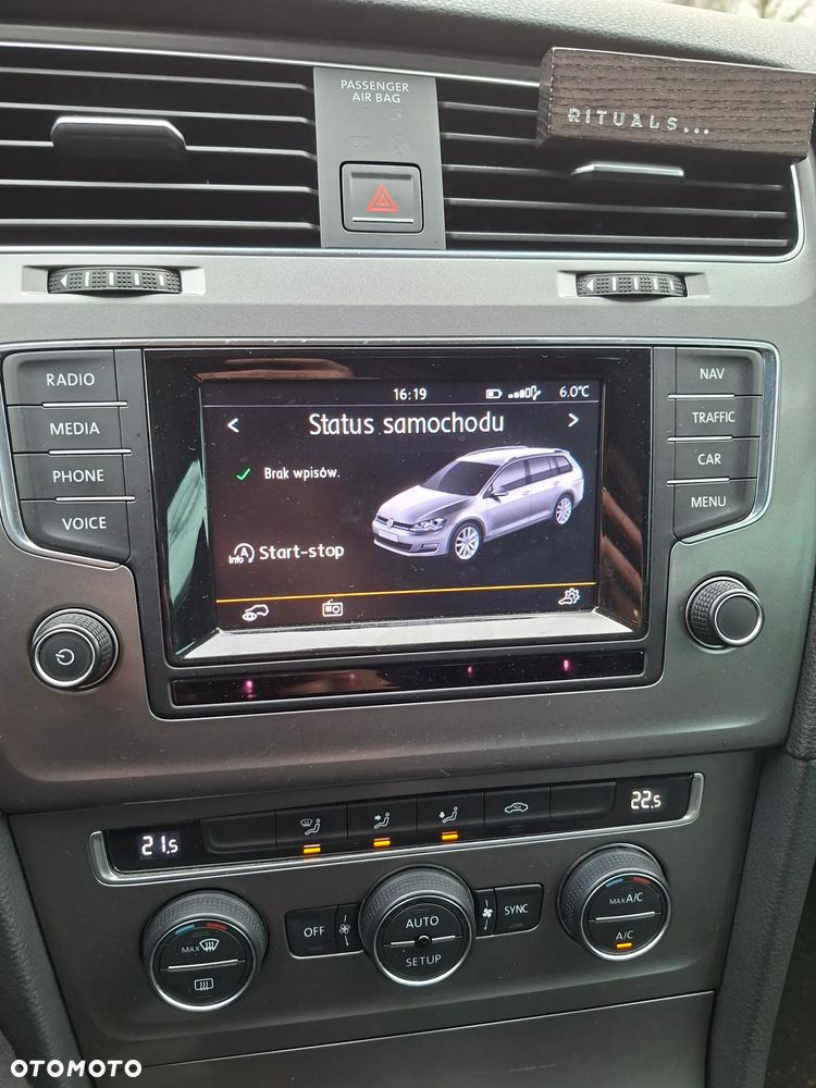 Volkswagen Golf 1.6 TDI BlueMotion Technology Comfortline - 15