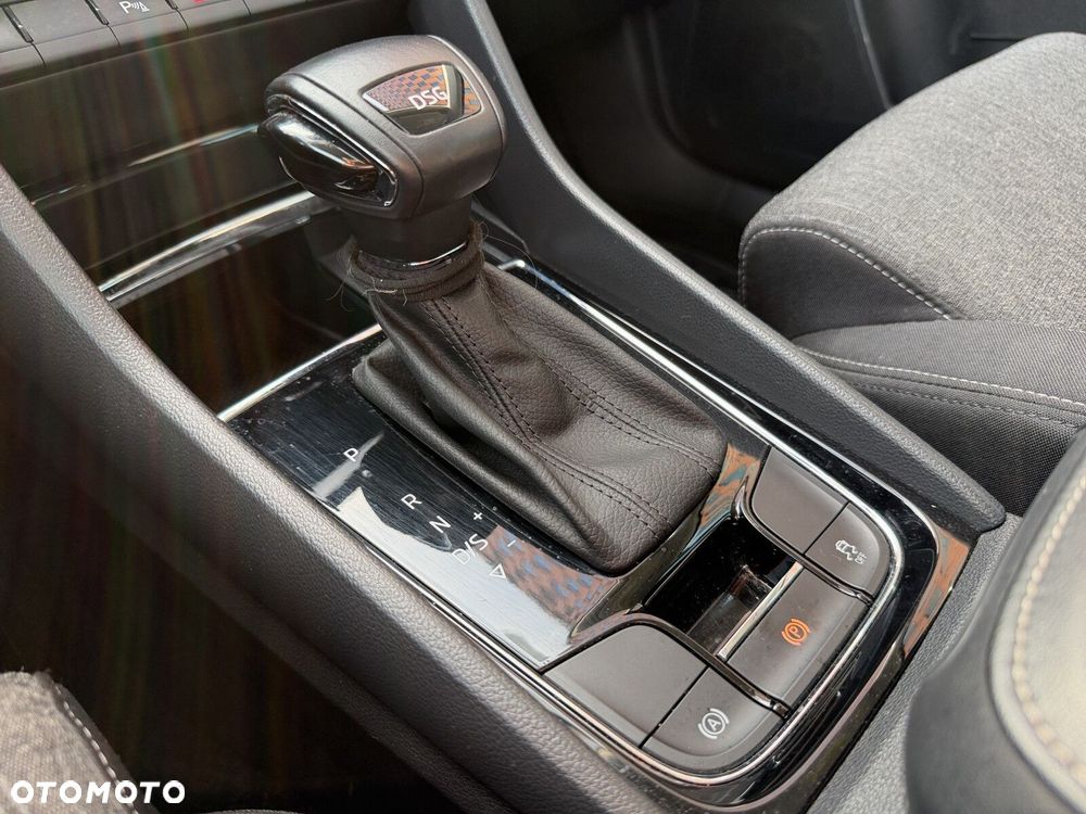 Skoda Karoq 1.5 TSI ACT Style DSG - 21