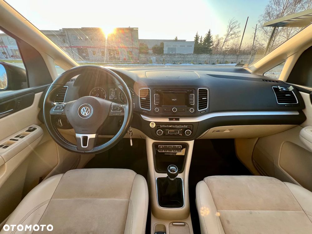 Volkswagen Sharan 1.4 TSI BMT Highline - 20
