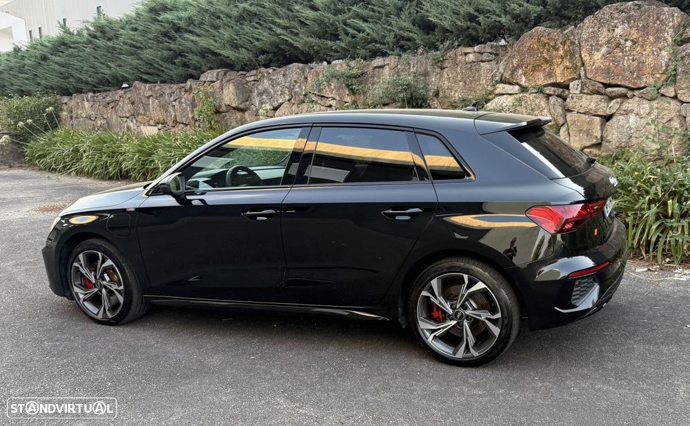 Audi A3 Sportback 45 TFSIe S line - 4