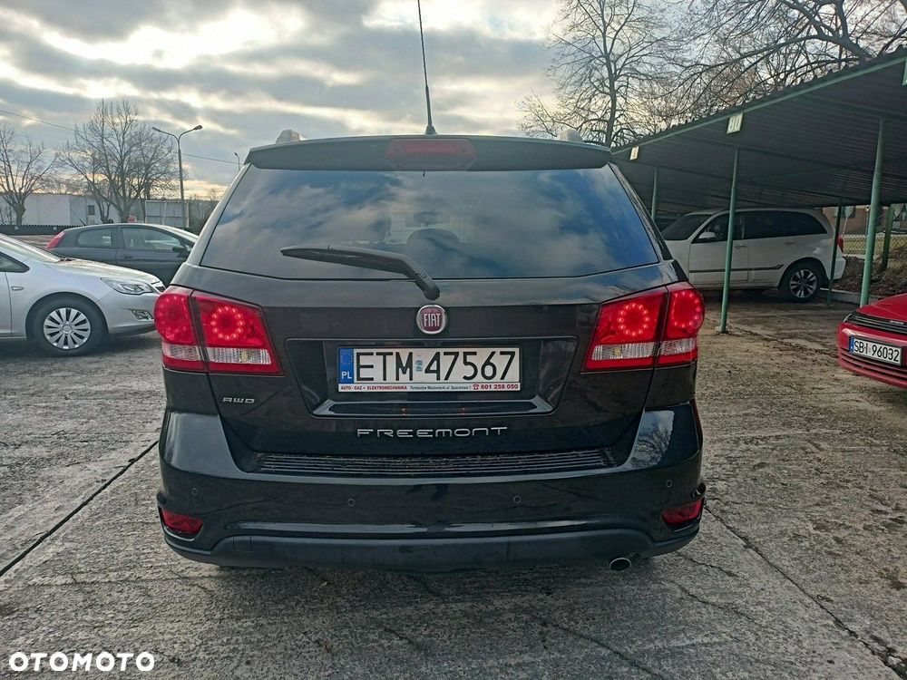 Fiat Freemont 2.0 Multijet 16V DPF Automatik Allrad Black Code - 10