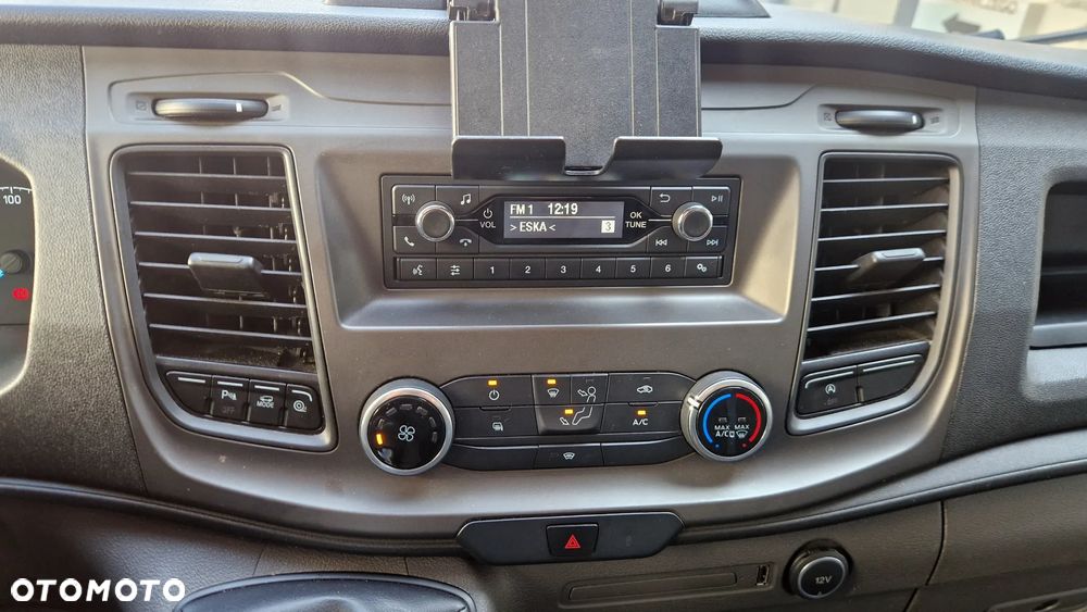 Ford Transit - 17