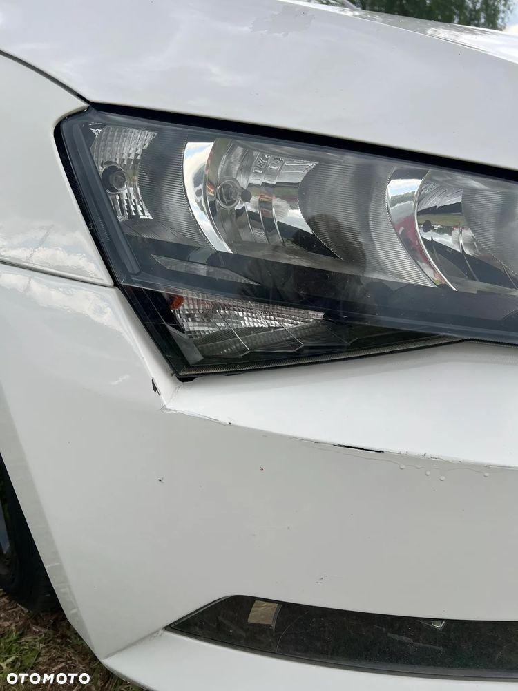 Skoda Superb 1.6 TDI Ambition - 14