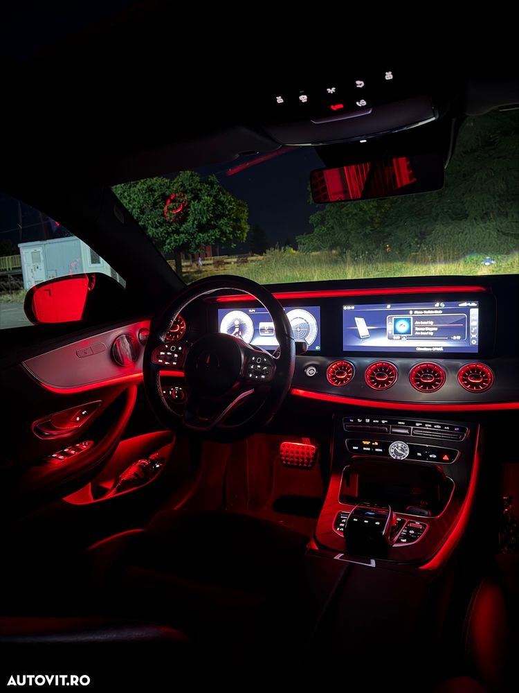 Mercedes-Benz E 200 4MATIC - 11