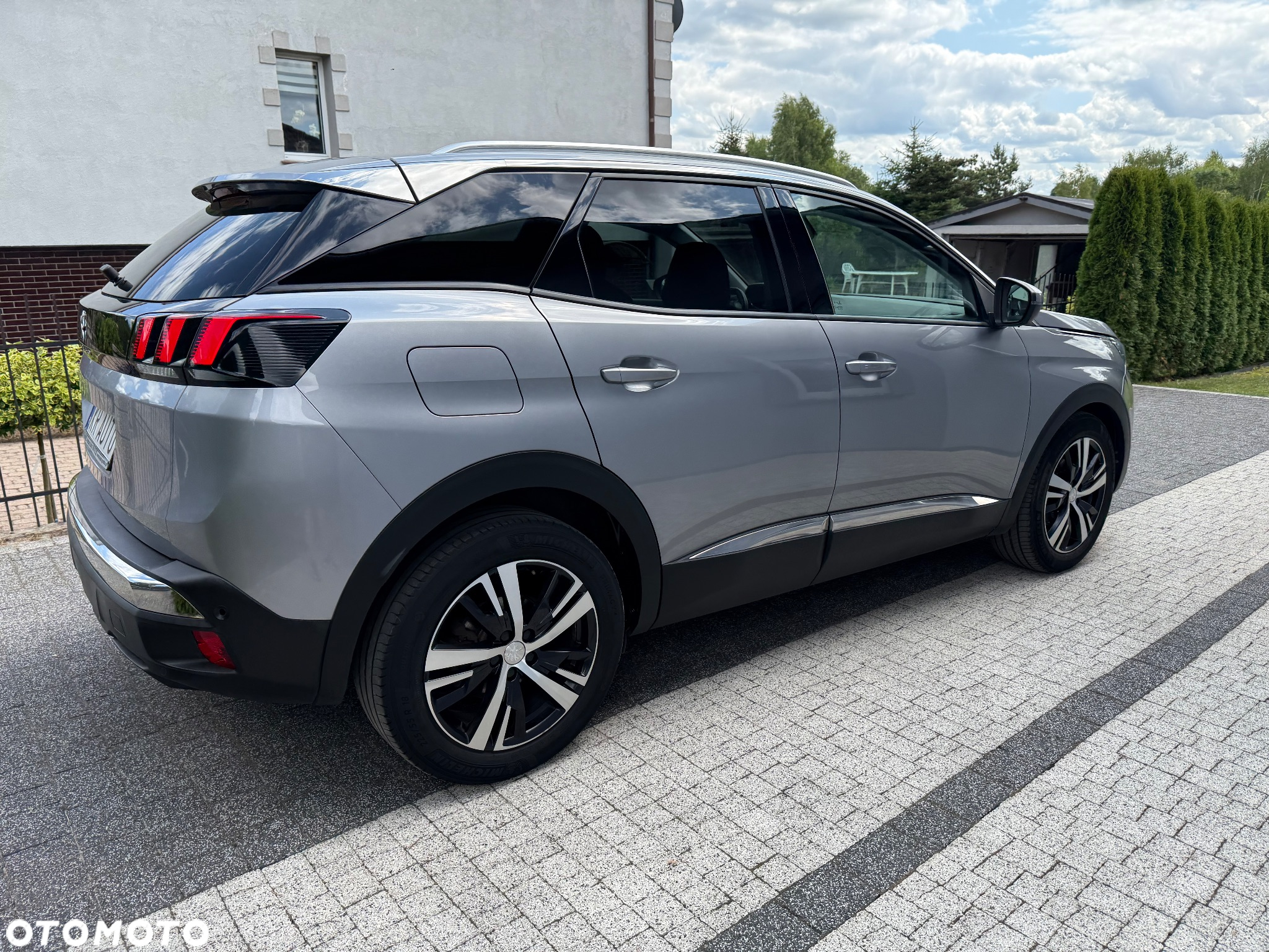 Peugeot 3008 1.2 PureTech Allure S&S EAT6 - 5