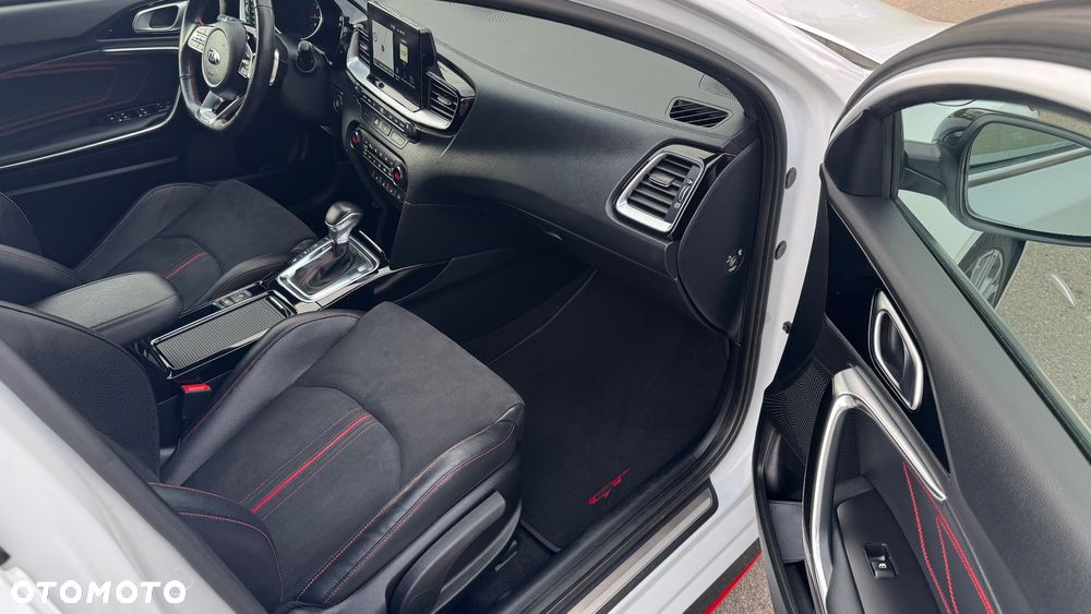 Kia ProCeed 1.6 T-GDI DCT7 OPF GT - 13