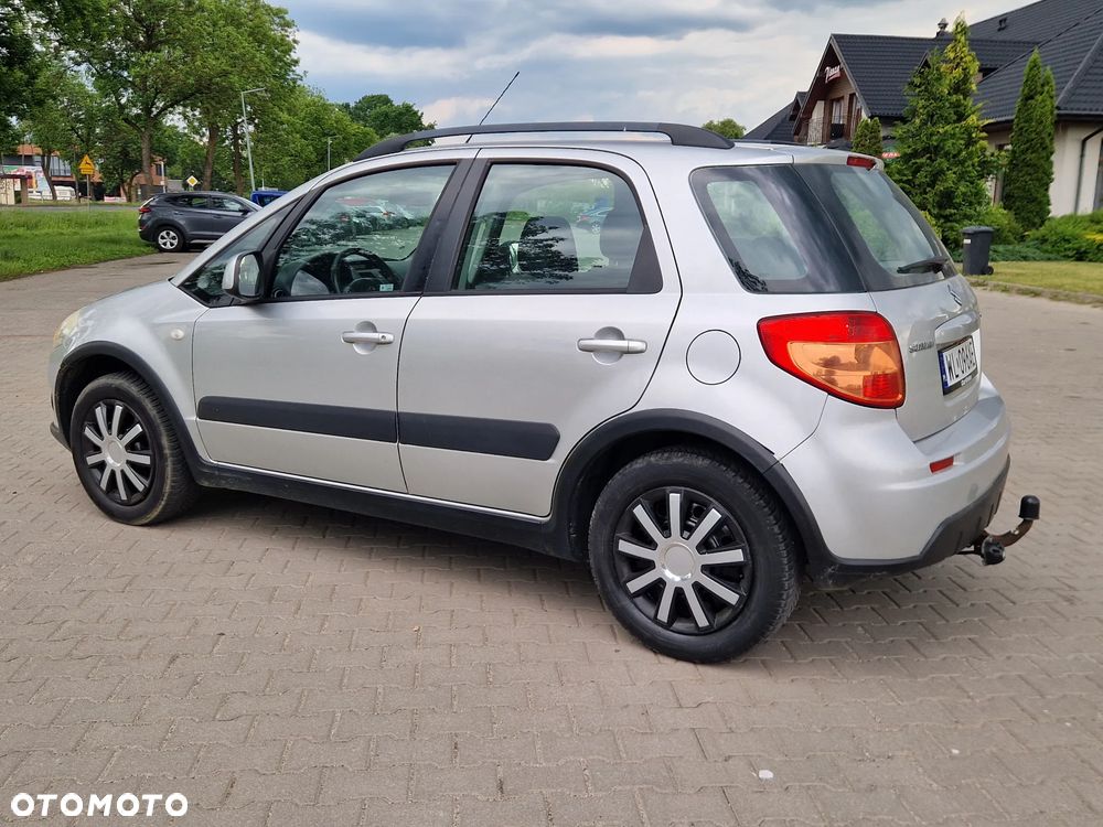 Suzuki SX4 - 5