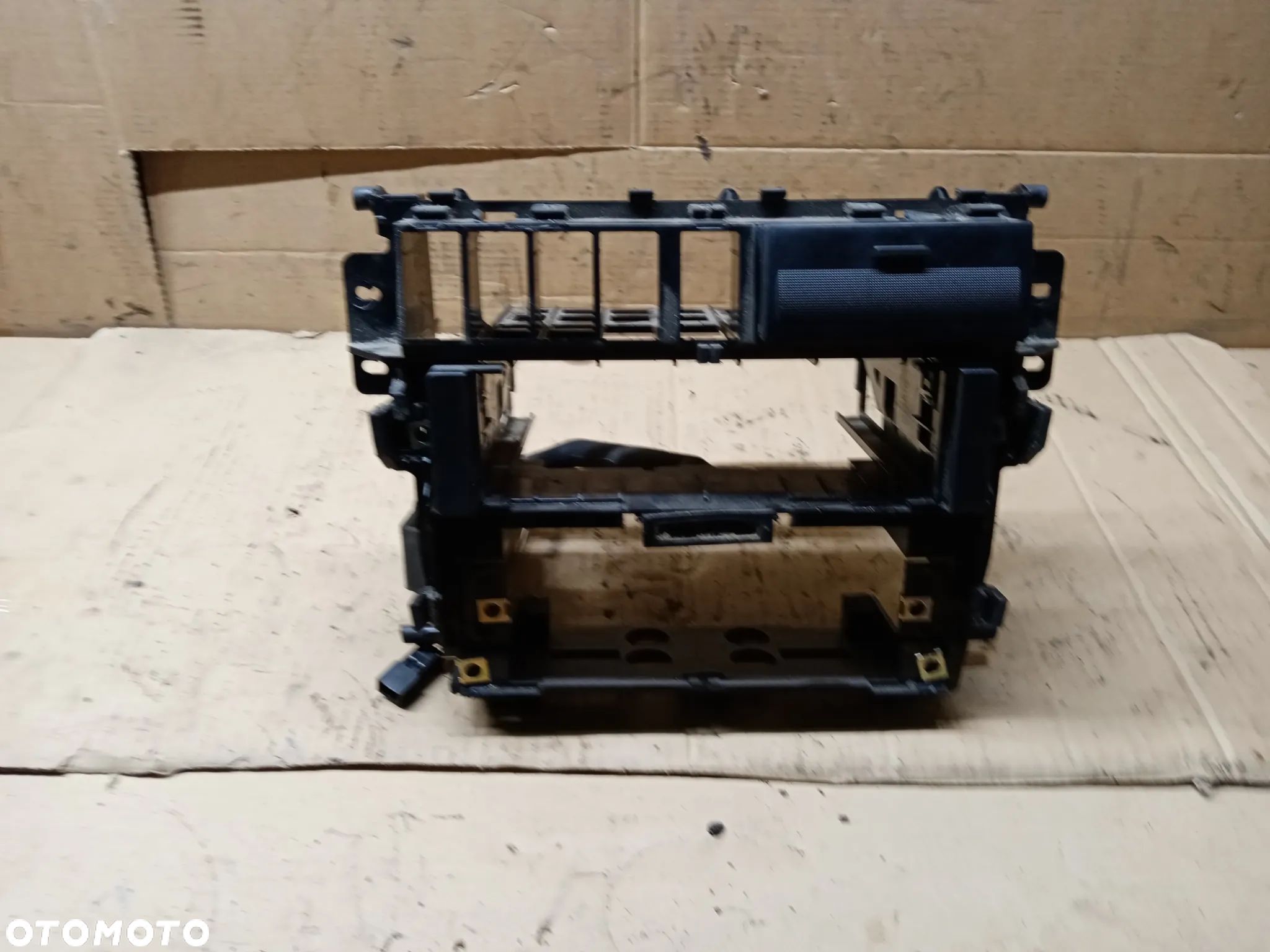 Ramka radia stelaż kieszeń pompka Audi A4 B5 8D0820529S 8D0857007F - 1