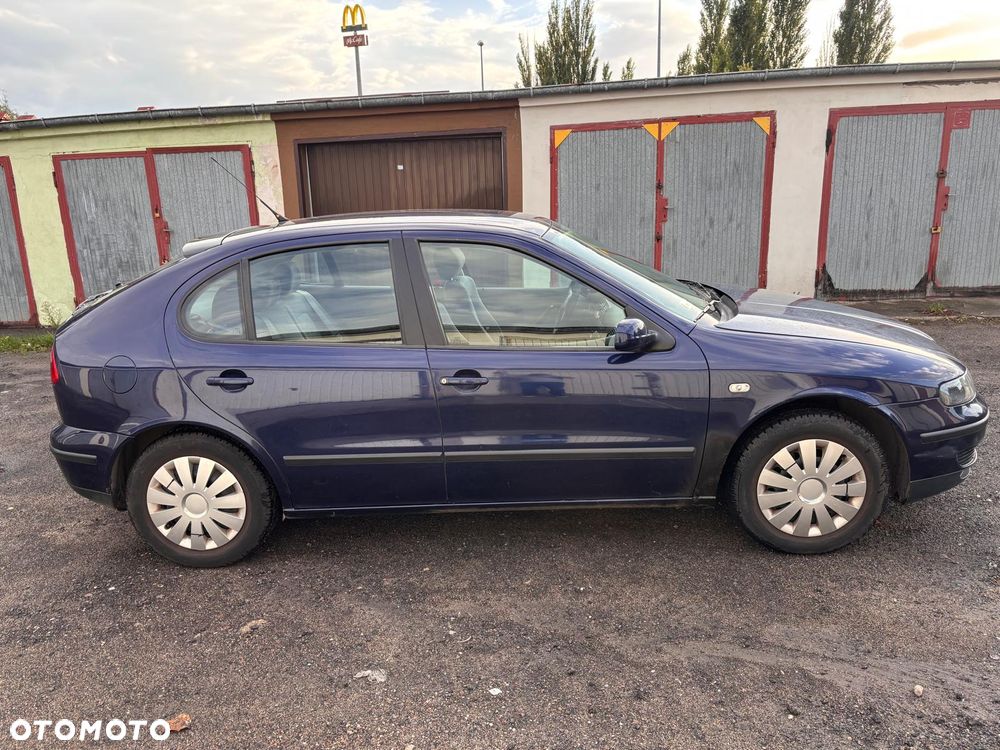 Seat Leon 2000 photo 4