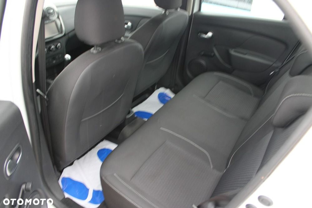 Dacia Logan - 11