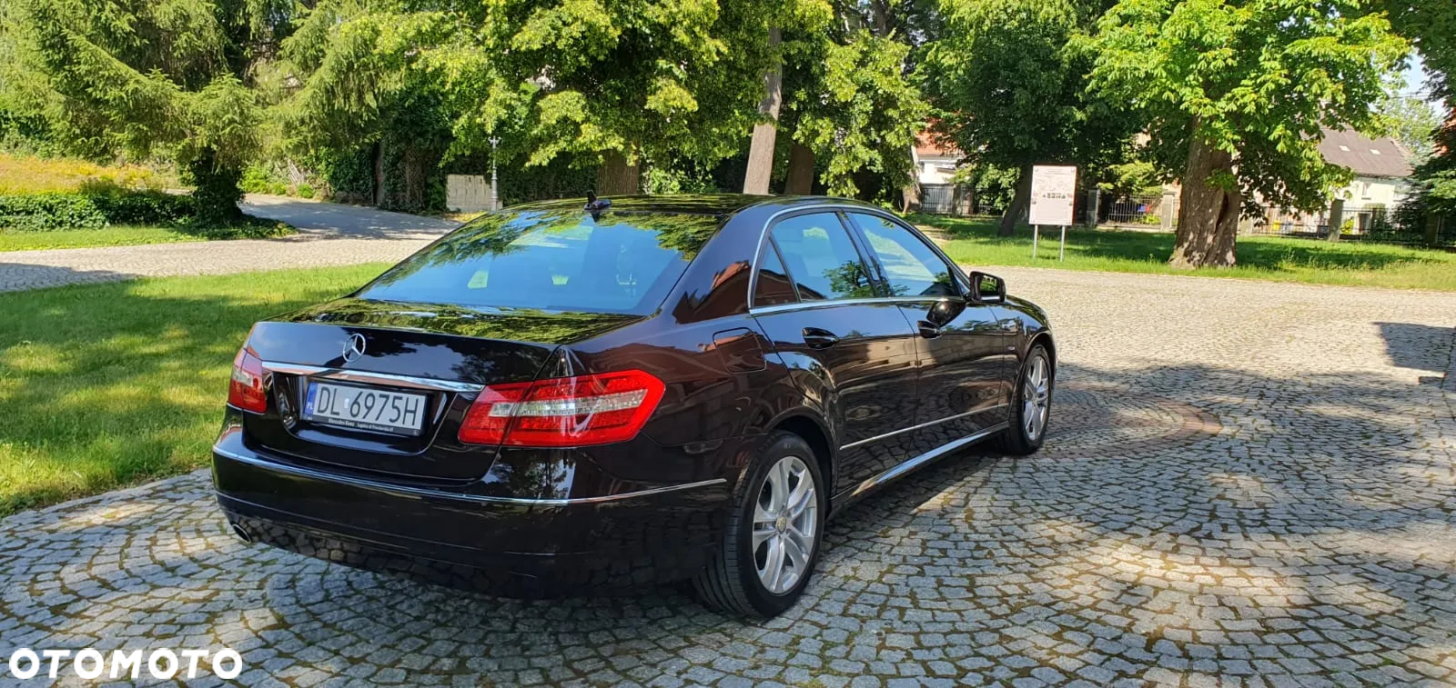 Mercedes-Benz Klasa E - 9