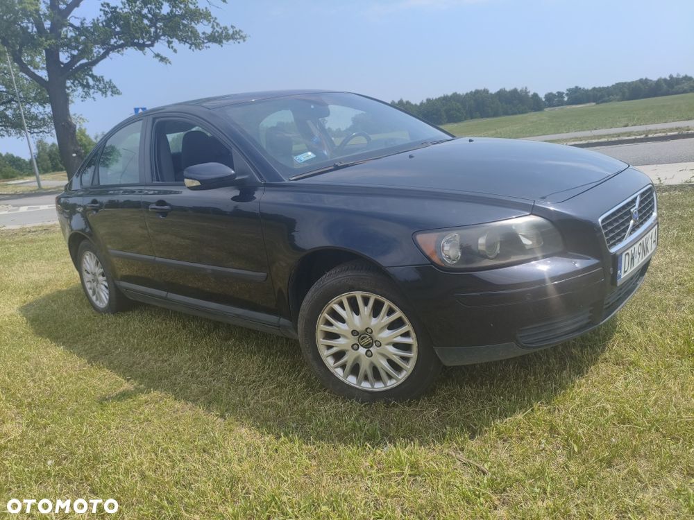 Volvo S40 - 1