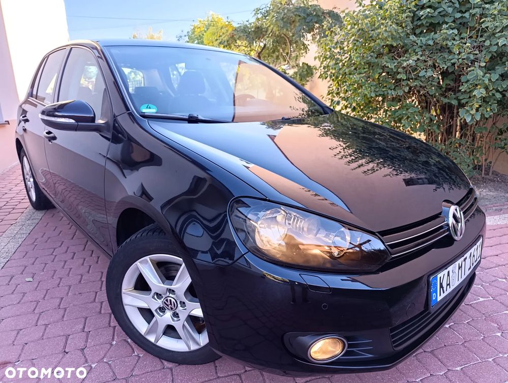 Volkswagen Golf - 2
