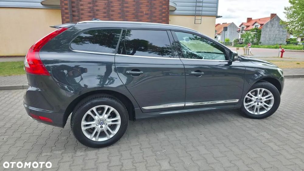 Volvo XC 60 D4 Geartronic Summum - 14