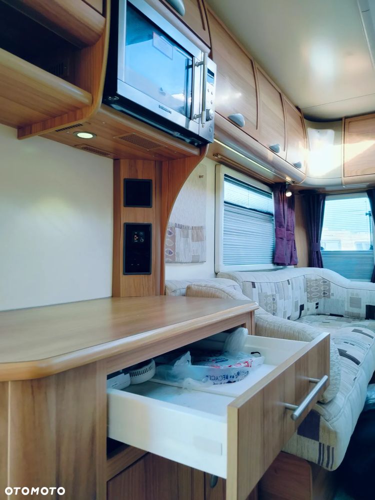 Bailey Unicorn Seville - 32