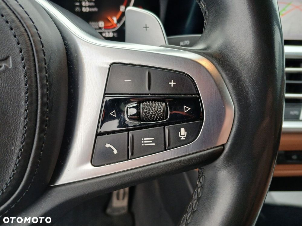 BMW Seria 3 M340i xDrive sport - 13