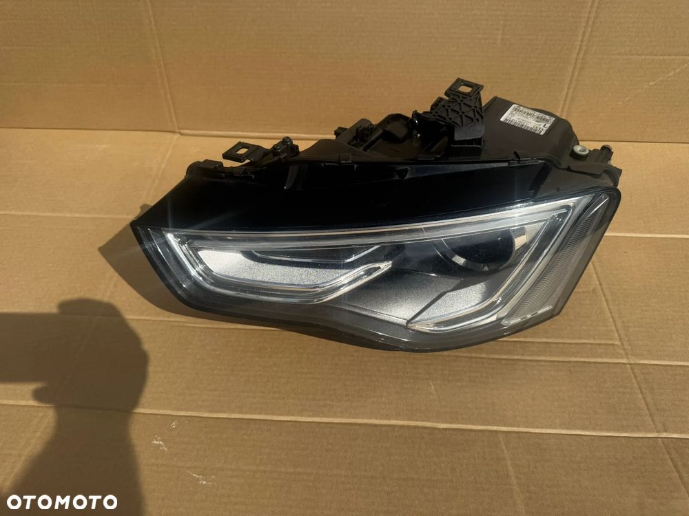 Audi A5 8T lift reflektor lewy xenon nie skretny - 1