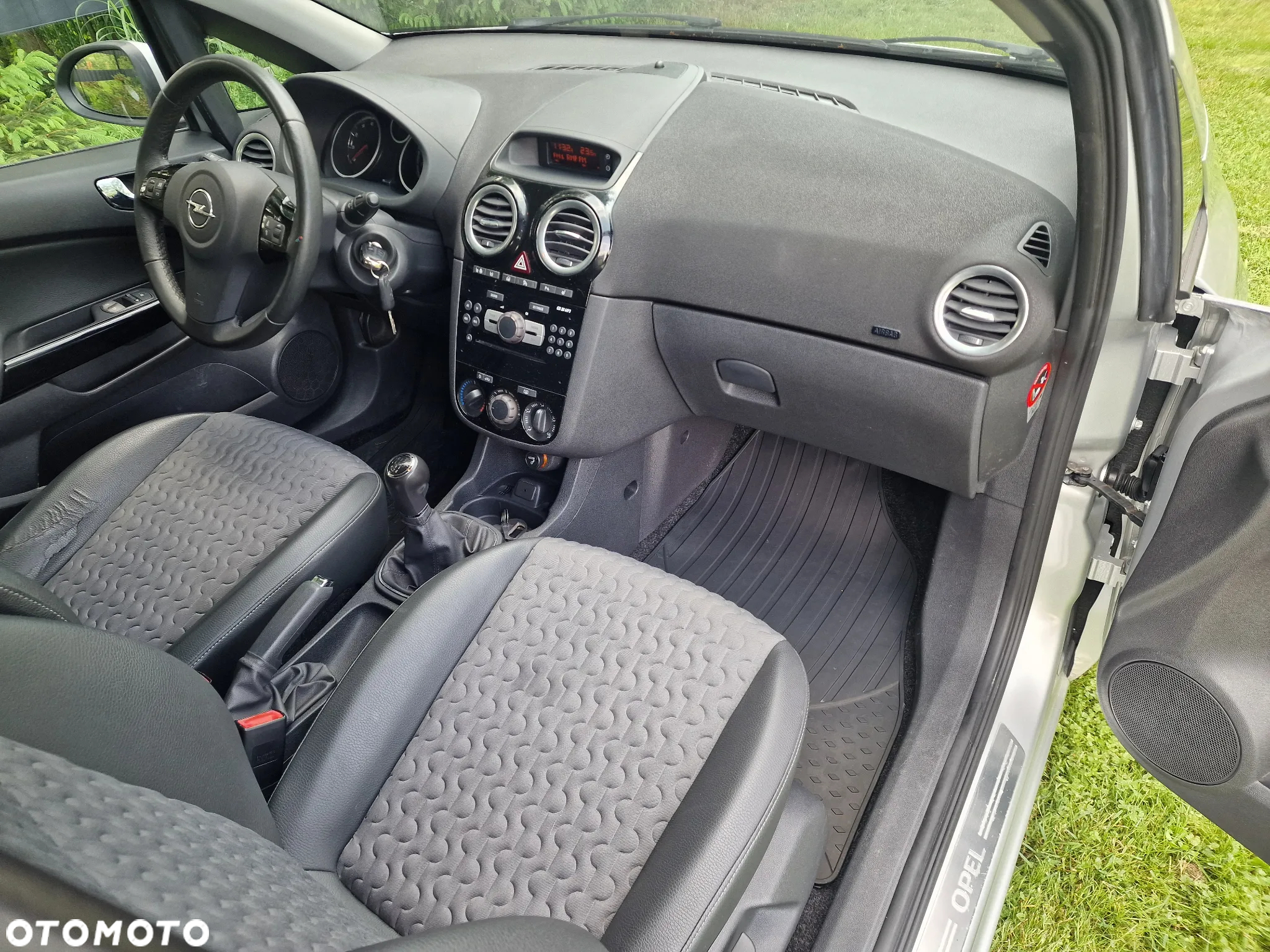 Opel Corsa - 19