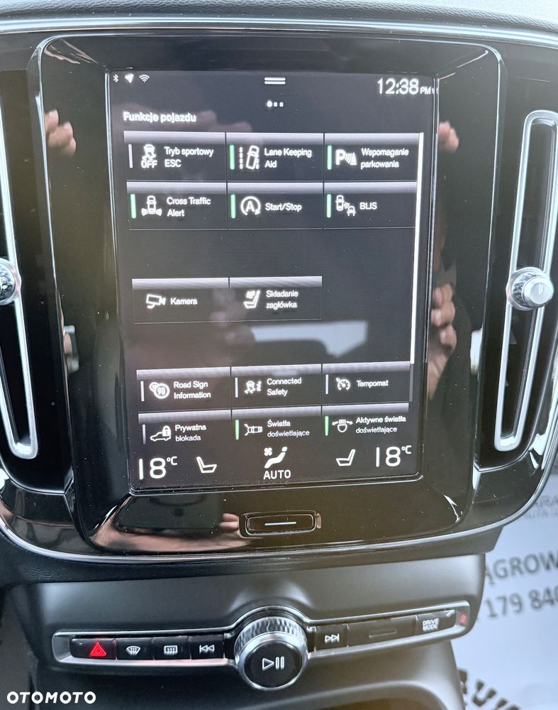 Volvo XC 40 T5 AWD Momentum Pro - 13