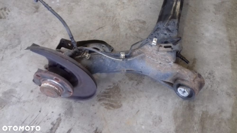 belka zawieszenia tył tylna kombi Fabia II 1.6 TDI CAYC - 2