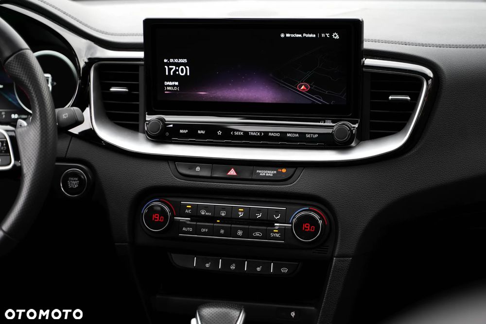 Kia ProCeed 1.6 T-GDI GT DCT - 28
