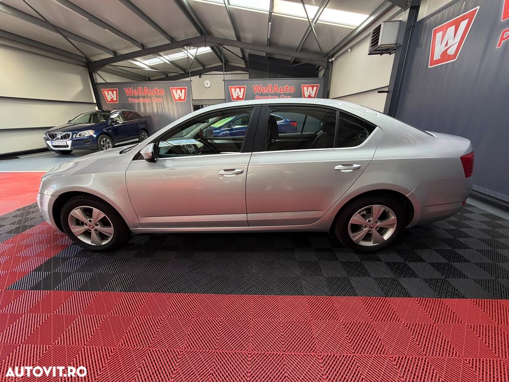 Skoda Octavia 2.0 TDI DSG Ambition - 7