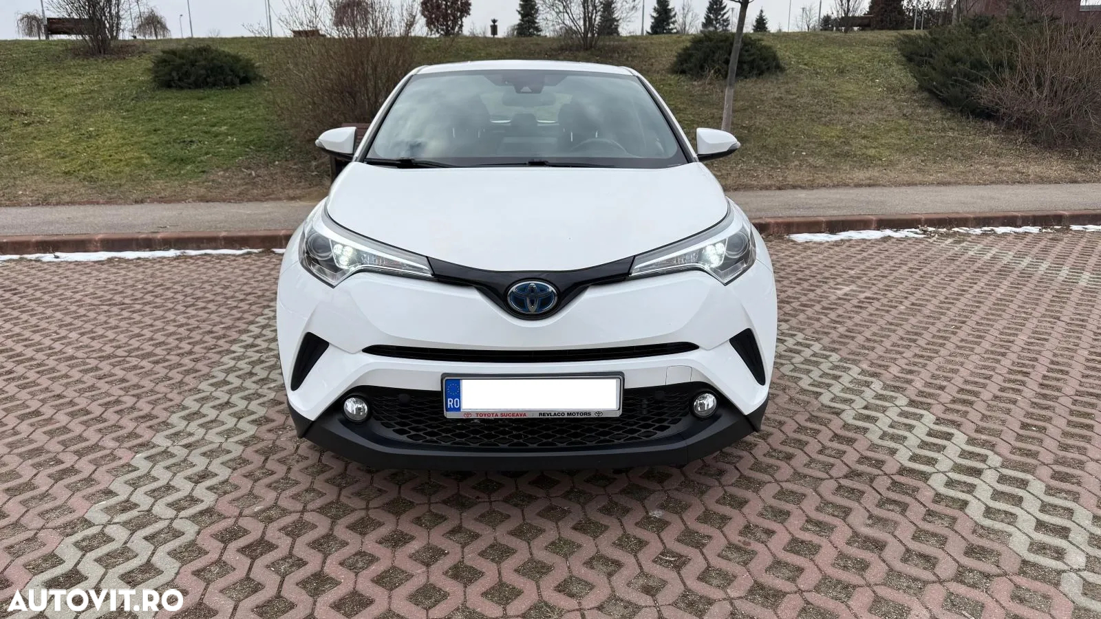 Toyota C-HR 1.8 HSD 4x2 CVT C-enter - 3