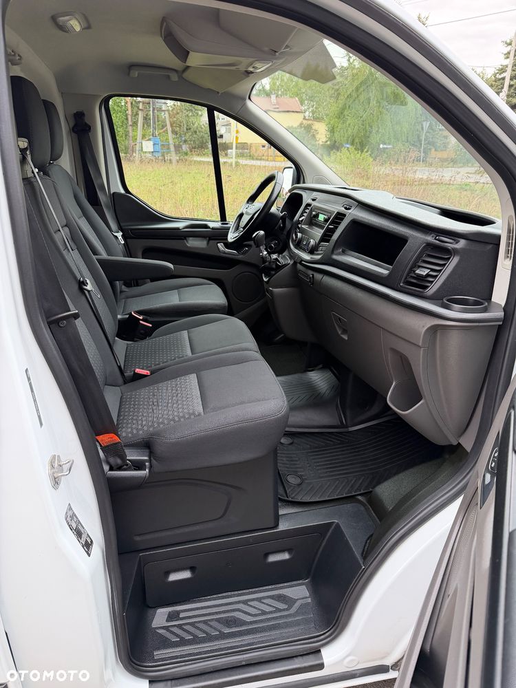 Ford Transit Custom - 28