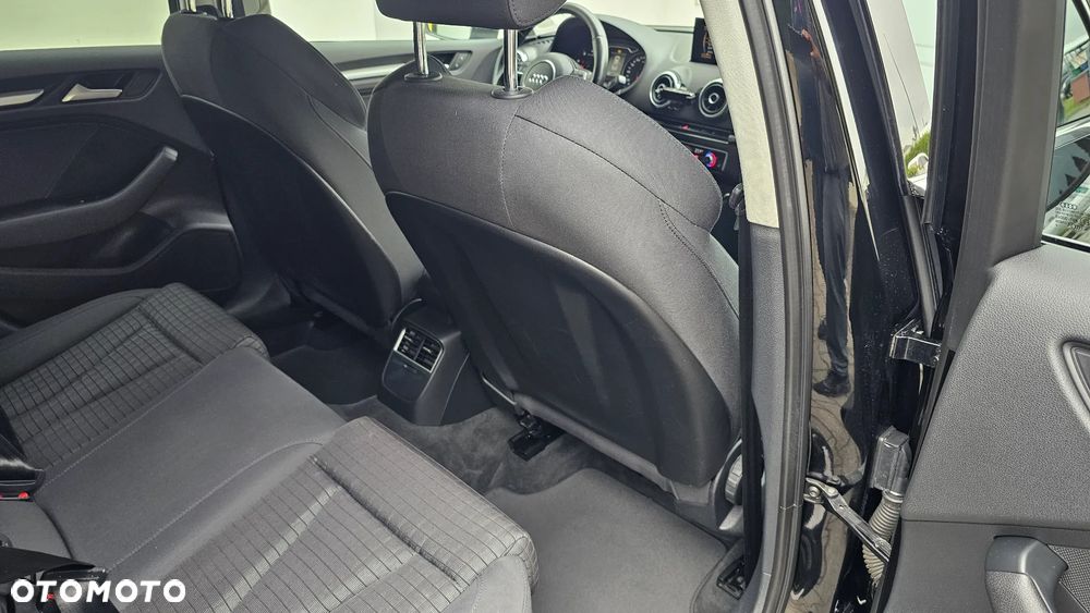 Audi A3 Limousine 2.0 TDI (clean diesel) Ambiente - 35