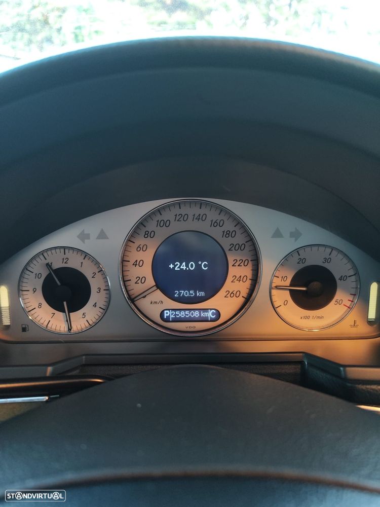Mercedes-Benz E 220 CDI Avantgarde Aut. - 14