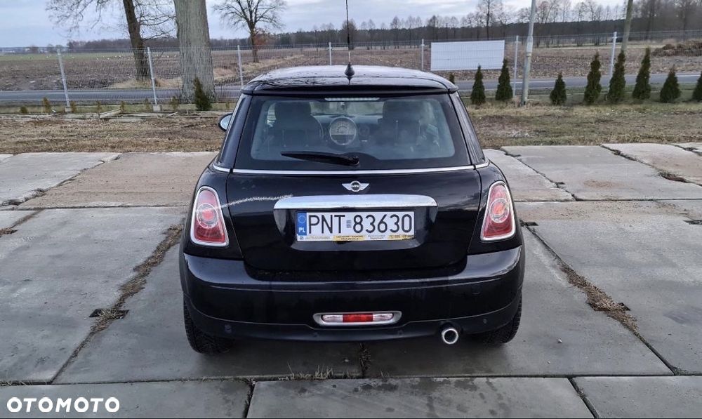 MINI ONE D - 4