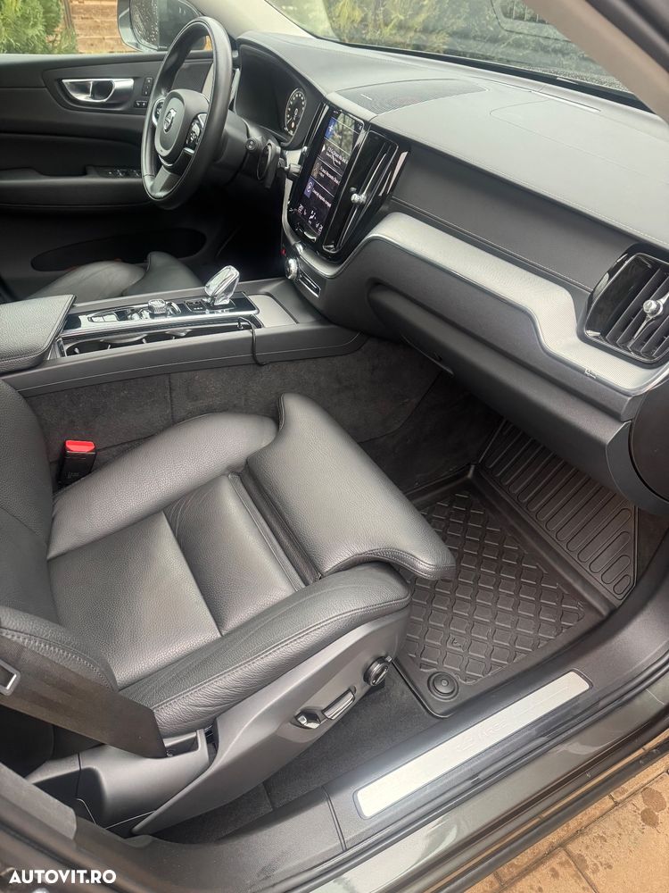 Volvo XC 60 T6 AWD Recharge Geartronic Inscription - 24