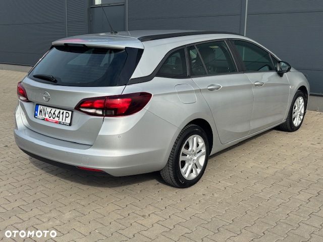 Opel Astra 1.2 T Edition S&S - 10