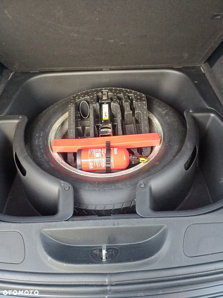 Jeep Grand Cherokee - 19