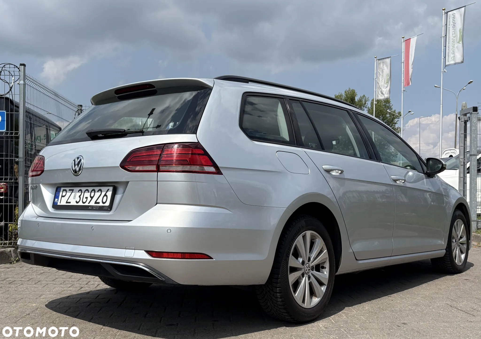 Volkswagen Golf VII 1.4 TSI BMT Comfortline DSG - 9