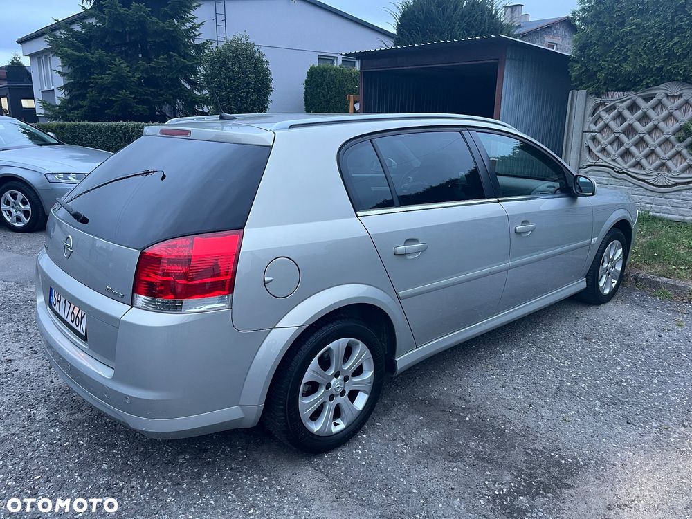 Opel Signum 2.2 Elegance - 2